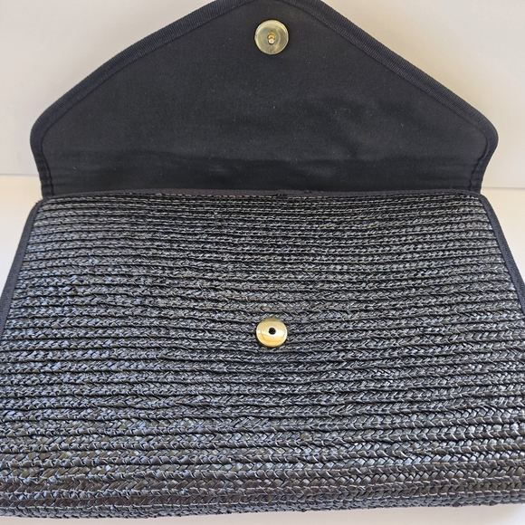 Almondo Originals Black Woven Clutch - Picture 5 of 8